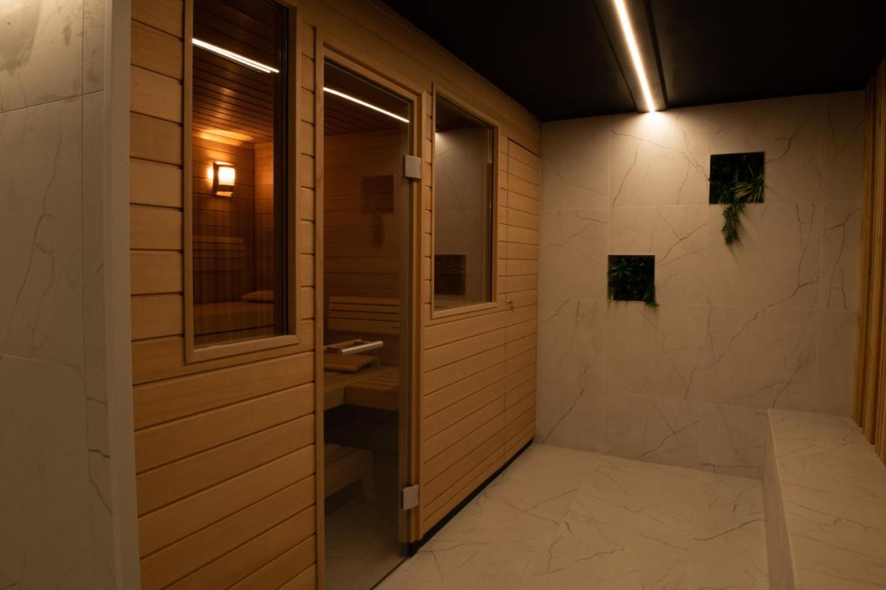 James Residence & Spa Страсбург Екстериор снимка